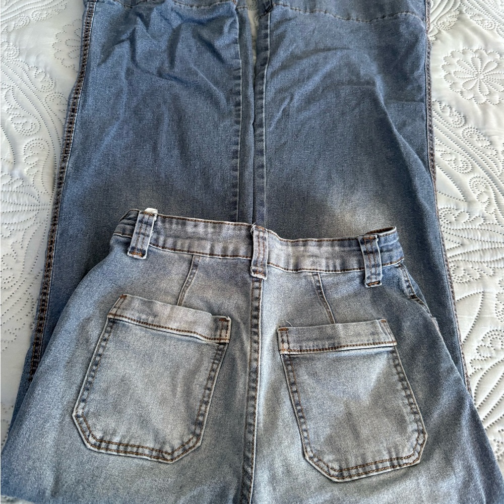 Stylish Denim Jeans Set - Picture 4 of 7